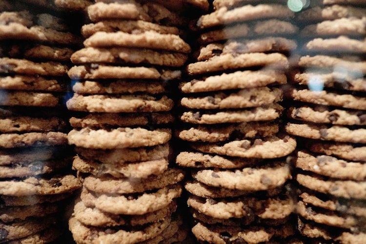 New Chips Ahoy! Chocolate Chip Cookies Shine With Golden Candy Chips