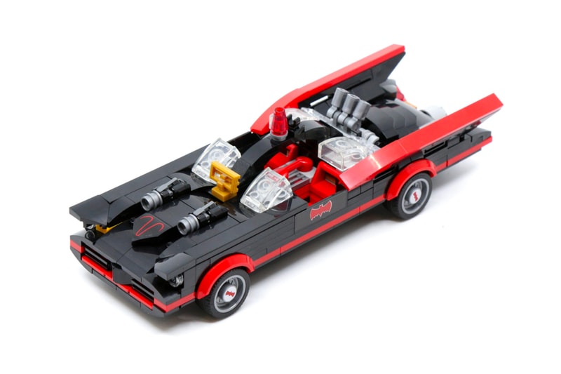 DC LEGO Classic TV Series Batmobile Figure model 345 pieces Lincoln futura modified collectible adam west 1960 retro vintage nostalgia