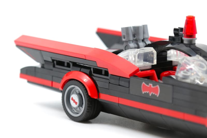 DC LEGO Classic TV Series Batmobile Figure model 345 pieces Lincoln futura modified collectible adam west 1960 retro vintage nostalgia