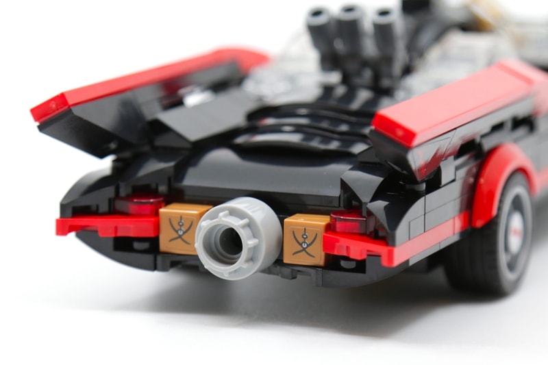 DC LEGO Classic TV Series Batmobile Figure model 345 pieces Lincoln futura modified collectible adam west 1960 retro vintage nostalgia