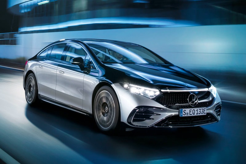 Mercedes-Benz Officially Releases Its First All-Electric Sedan electric cars electric vehicles german automaker mercedes-benz eqs 