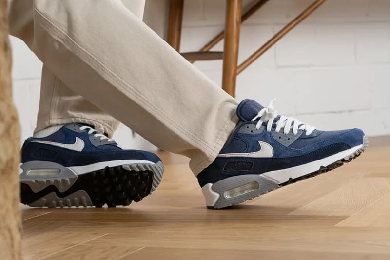 nike sportswear air max 90 light smoke grey white particle obsidian summit midnight navy DA1641 001 400 official release date info photos price store list buying guide