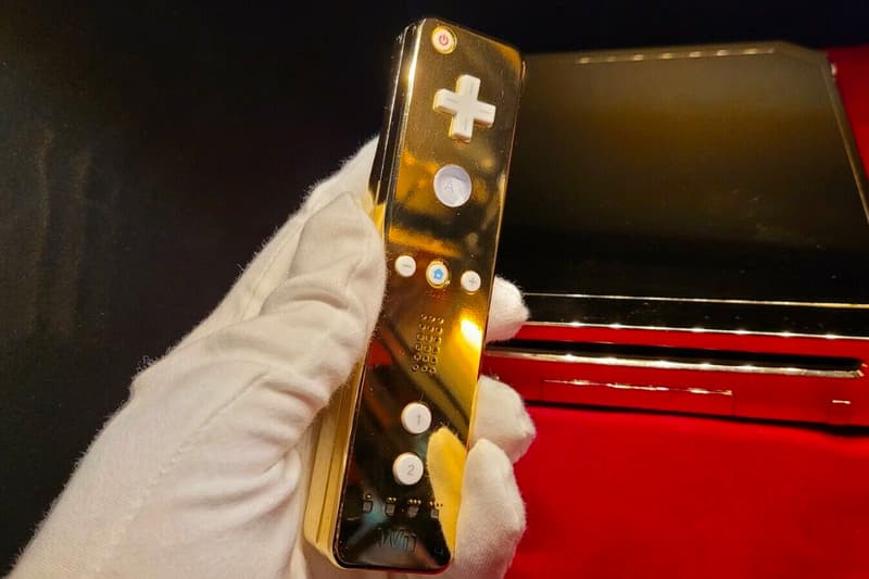 Queen Elizabeth II 24K Gold Nintendo Wii for Sale Info THQ eBay