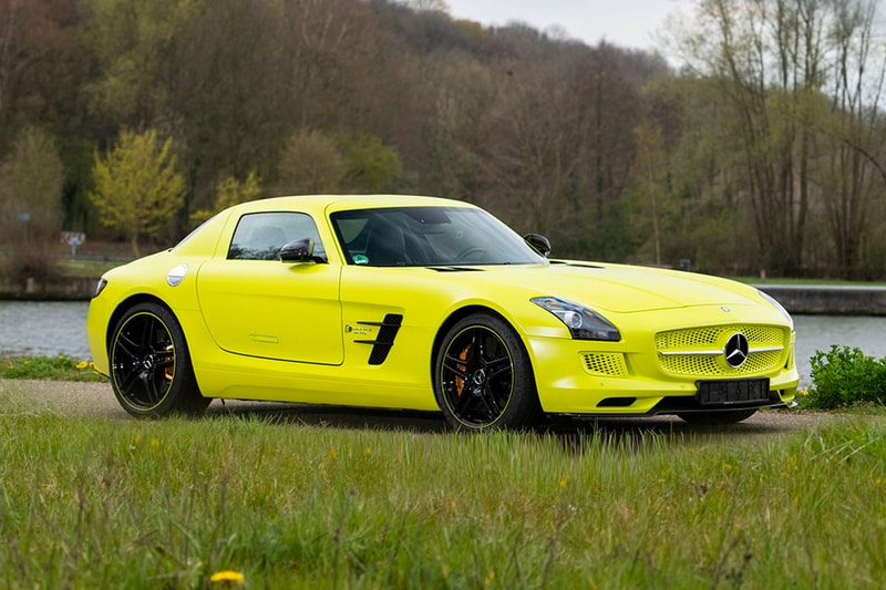 RM Sothebys 2013 MERCEDES-BENZ SLS AMG COUPÉ ELECTRIC DRIVE supercars electric cars fast AMG Paris auto show auctions private sale 