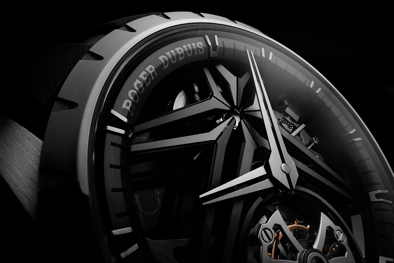 Roger Dubuis Single Flying Tourbillon Quartet Debuts New Material and Glowing Diamonds