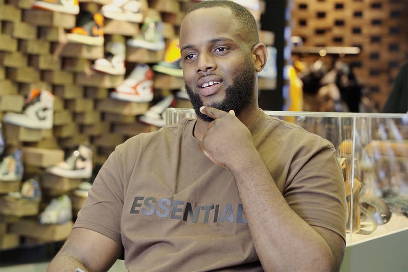 RV Visits Presented By For an Exclusive In-Store Performance and Picks Out His Favorite Kicks