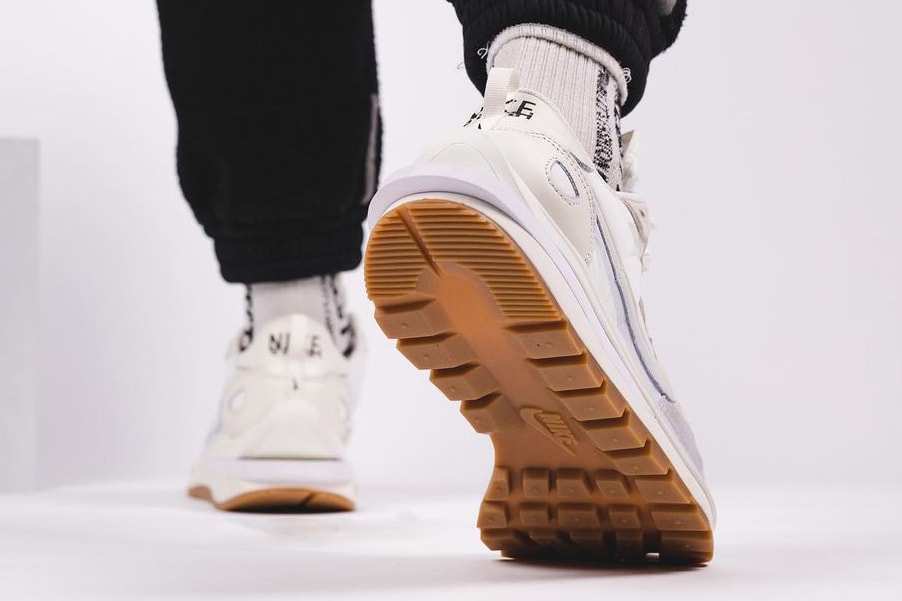 Sacai x Nike Vaporwaffle "Sail"