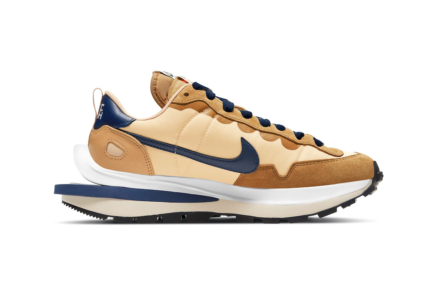 sacai Nike Vaporwaffle Sesame Official Look Release Info DD1875-200 Blue Void White Price Date Buy Chitose Abe