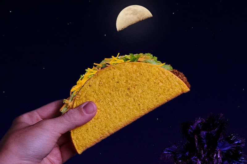 Taco Bell Taco Moon First Global Campaign News fast food crunchy tacos food US Franchise Deutsch LA advertising lunar phase beef marketing 