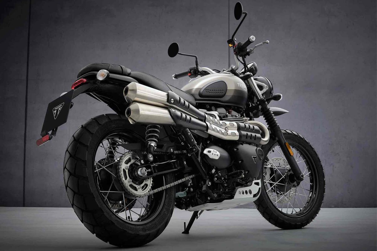 triumph motorcycles 2022 street scrambler sandstorm special edition 65 horsepower 900 cc bike riding 