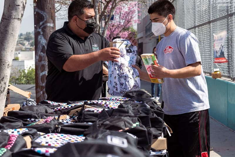 vans los angeles school of global studies google chromebook donation steve van doren info news