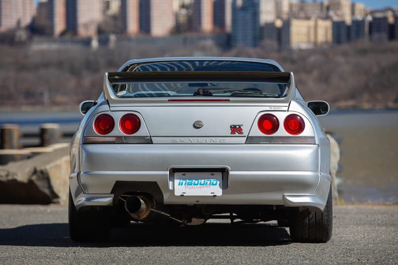 1995 Nissan Skyline GT-R V-Spec R33 JDM Japanese Import United States Show Display License Rules Classic Japan Supercar Fast Furious Tuning Custom Nismo Bring a trailer for sale auction power speed performance