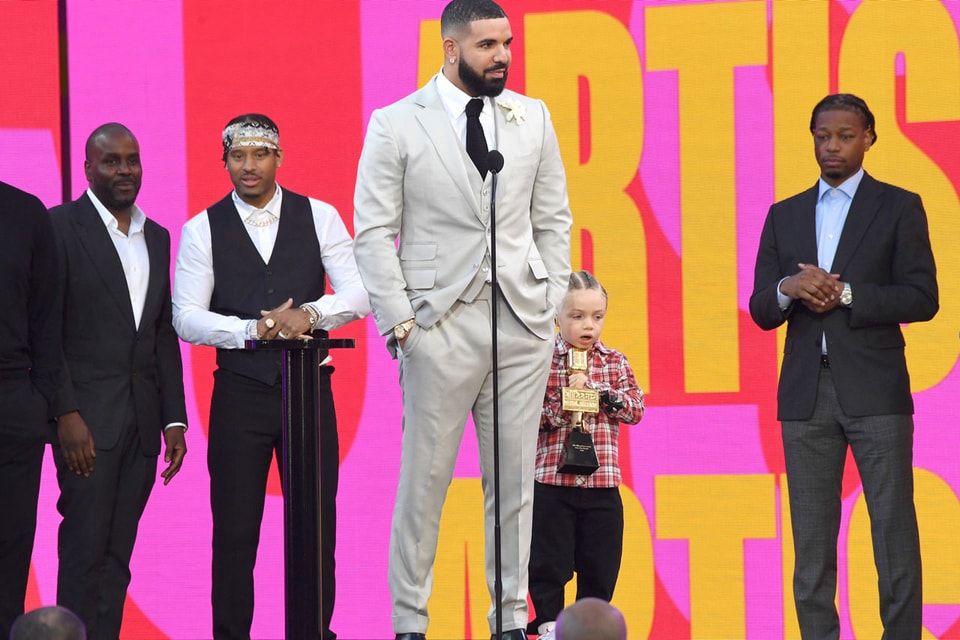 Drake to be named 'artist of the decade' at Billboard Awards