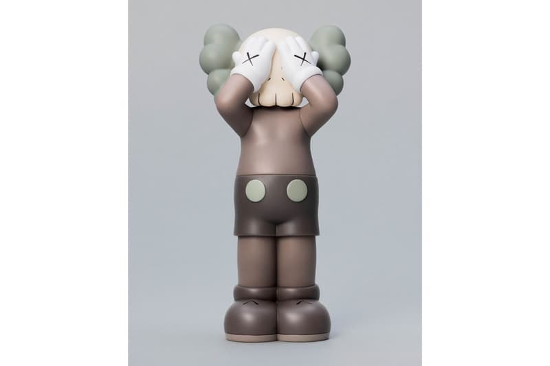 KAWS:HOLIDAY United Kingdom Welcomes A COMPANION Hot-Air Balloon World Tour collectible collection release info