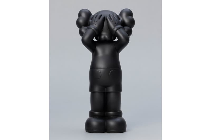 KAWS:HOLIDAY United Kingdom Welcomes A COMPANION Hot-Air Balloon World Tour collectible collection release info