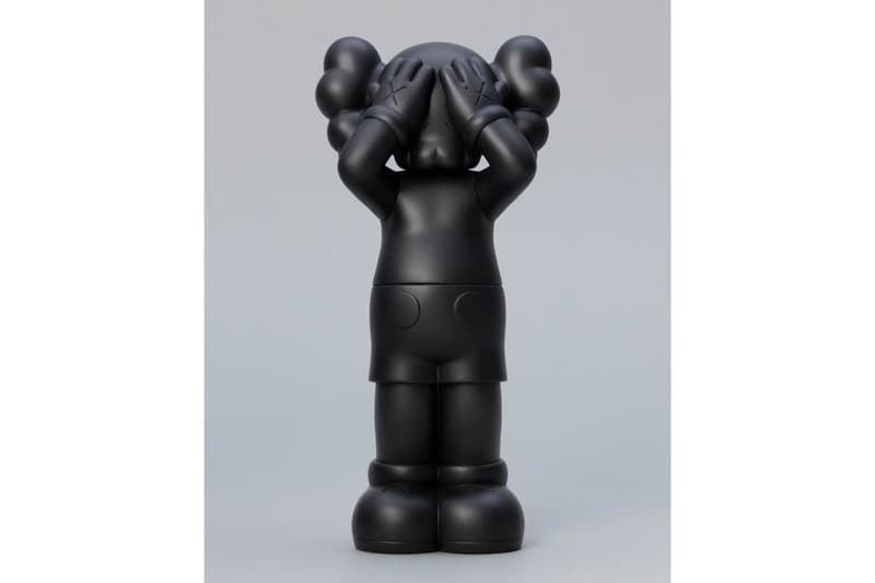 KAWS:HOLIDAY United Kingdom Welcomes A COMPANION Hot-Air Balloon World Tour collectible collection release info