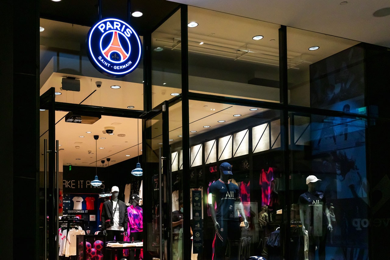 Paris Saint-Germain retail store first european club north america los angeles Westfield Century City Mall fanatics 