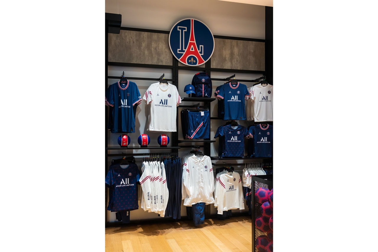 Paris Saint-Germain and Fanatics reveal new Los Angeles store; the first  standalone European club retail location in North America — Fanatics Inc