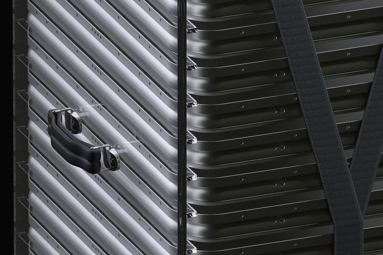 RIMOWA Metaverse First-Ever Debut NFT Collection new release info auction NUOVA Rarible 