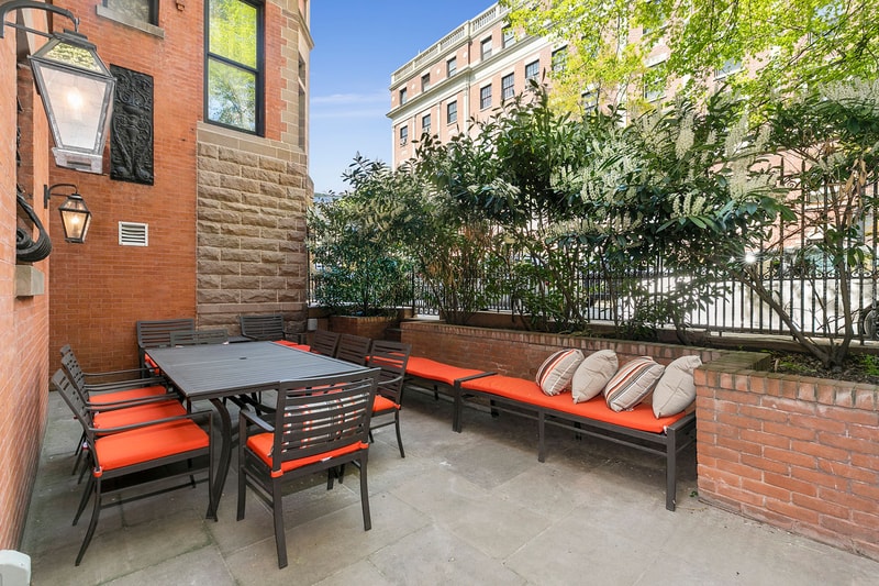 You Can Now Stay in the New York Harlem Mansion in Wes Anderson’s ‘The Royal Tenenbaums’ 20 thousand dollars rent Compass new lsting
