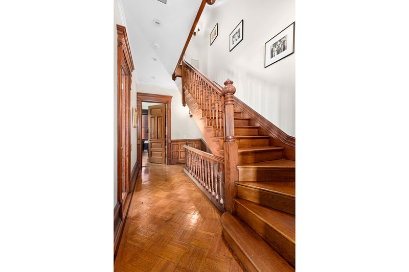 You Can Now Stay in the New York Harlem Mansion in Wes Anderson’s ‘The Royal Tenenbaums’ 20 thousand dollars rent Compass new lsting
