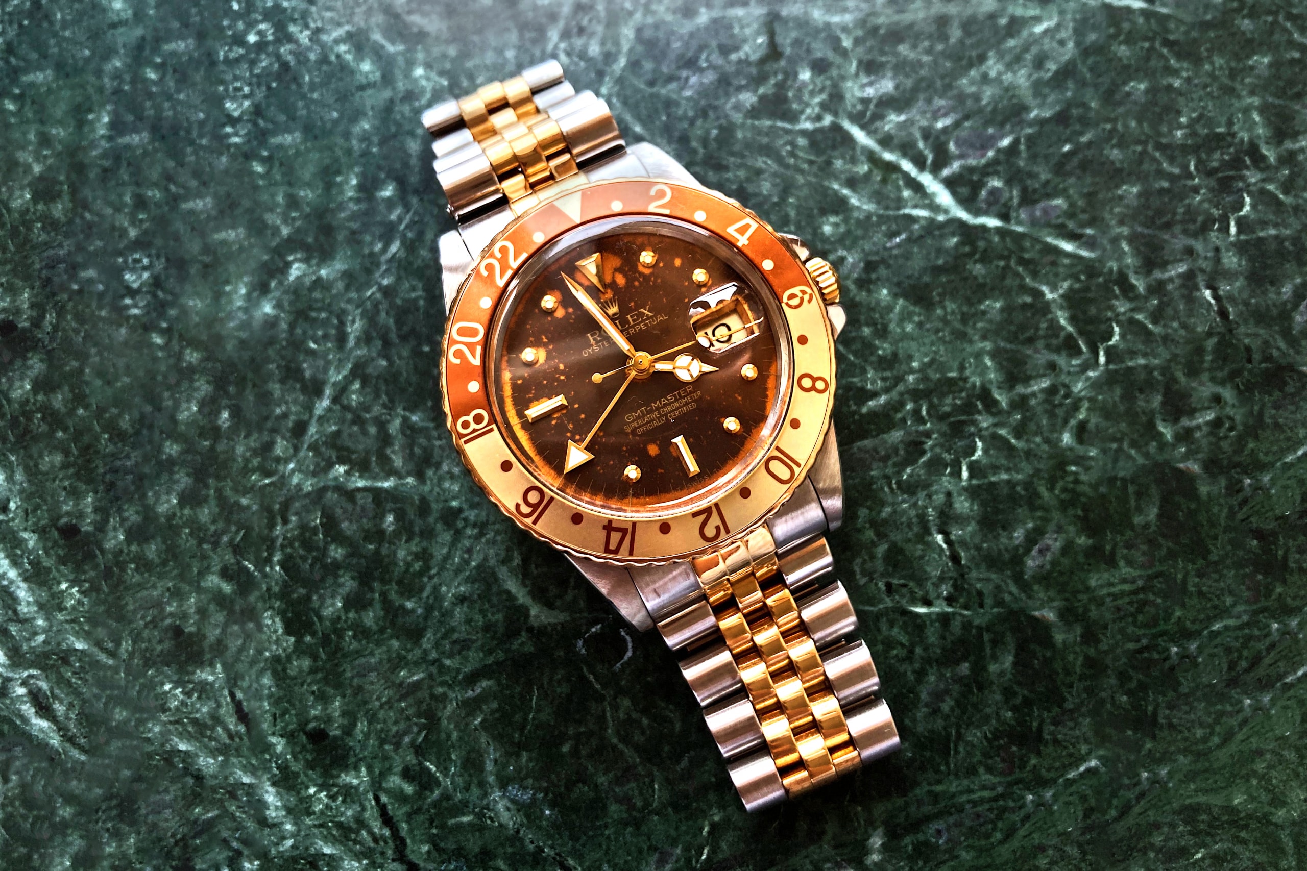 Curse of the two tone round table bobs watches grey and patina fog city vintage Rolex Serti Dial Diamonds 18k Gold swiss watch TT Two-tone GMT