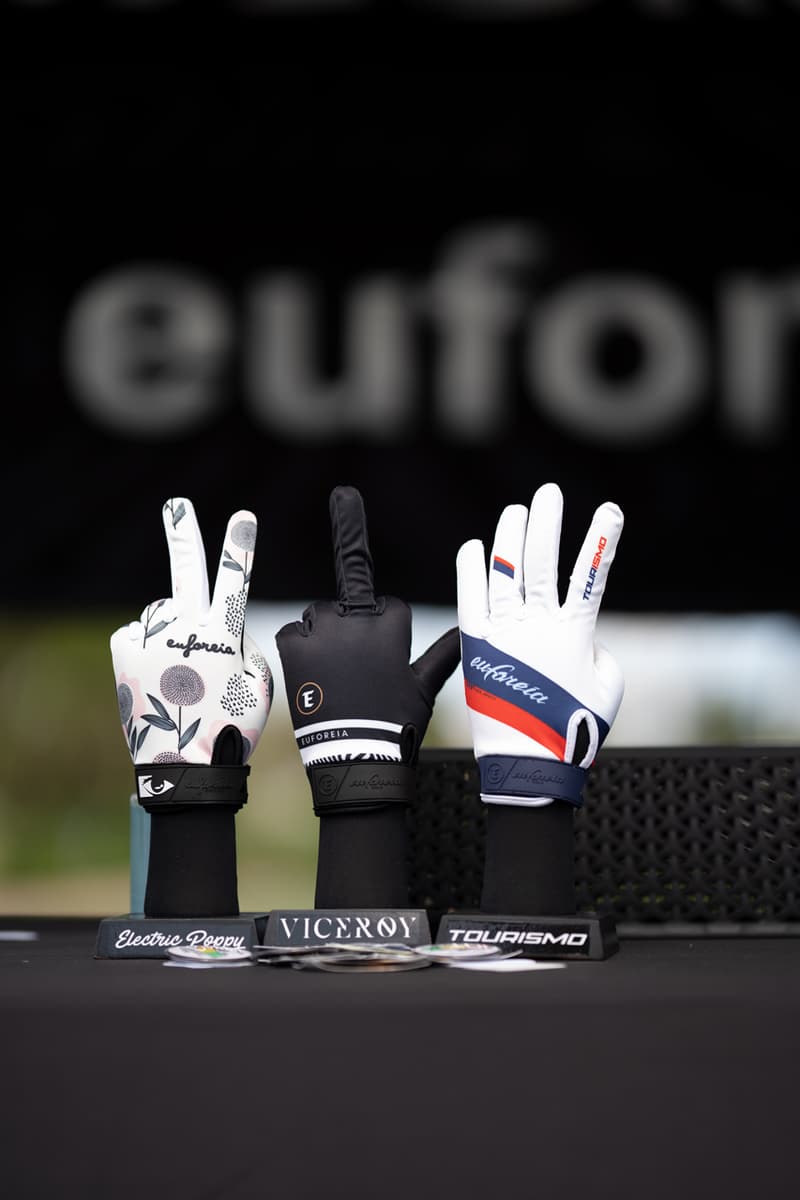 Euforeia Gloves Booth at HYPEGOLF Miami Event Free Complimentary