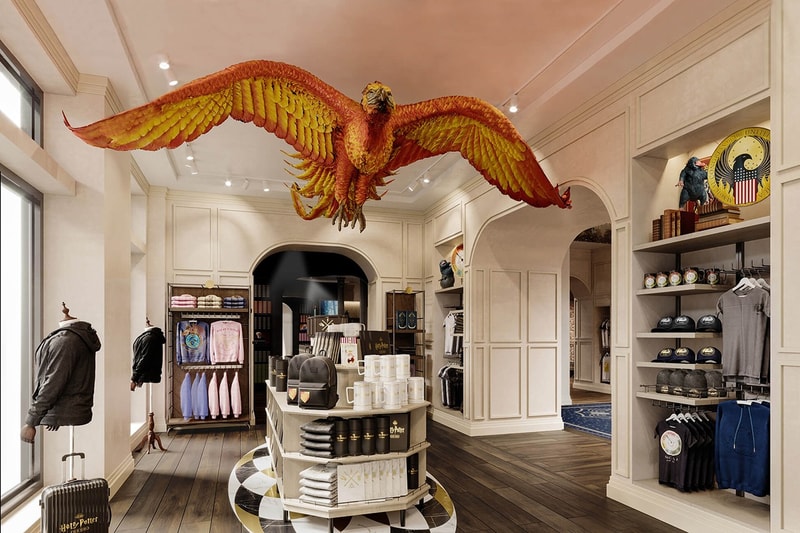 Harry Potter flagship store new york city first look Opening Date Info butterbeer bar