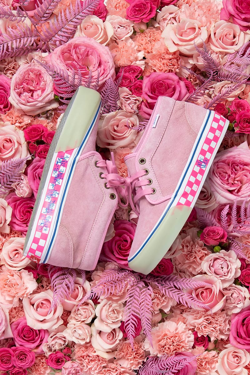 pink vans roses