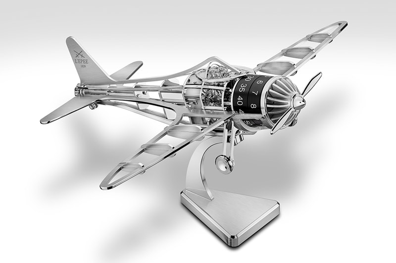 L'Epée Time Flies Desk Clock is Ready For Take-Off