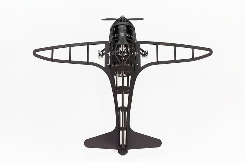 L'Epée Time Flies Desk Clock is Ready For Take-Off