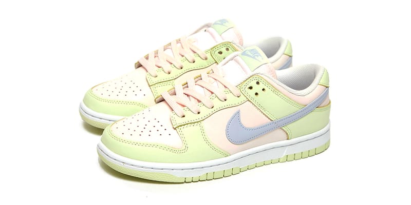 nike dunk lime ice on feet