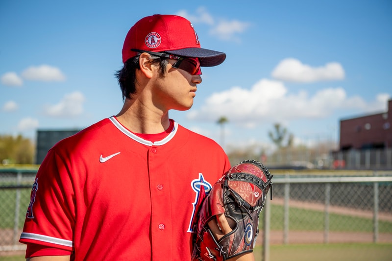 Patrick Mahomes, Mark Cavendish, Nigel Sylvester, and Joseph Newgarden High Definition Optics Research and Development frameless eyewear precision optical product design field of vision and mask-like light feel light O-Matter™ frame Unobtainium® earsocks unboxing instagram reels video Prizm™ lens technology superhero Team Oakley AR journey Caio Amato, Oakley's Global Brand Director