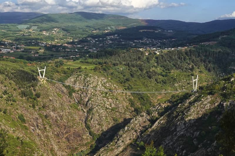 Portugal ponte 516 Arouca worlds longest pedestrian bridge opening