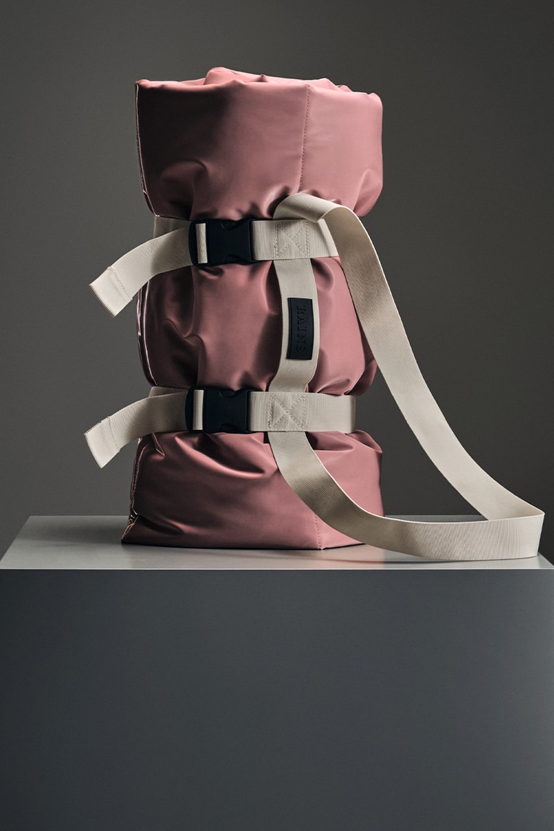 RAINS Blanket Collection Spring/Summer 2021 Info packable outdoors 