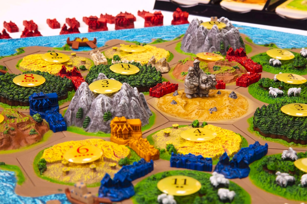 New 3D 'Settlers of Catan' Edition Truly Brings the Board Game to Life strategy three dimensional german design klaus teuber 
