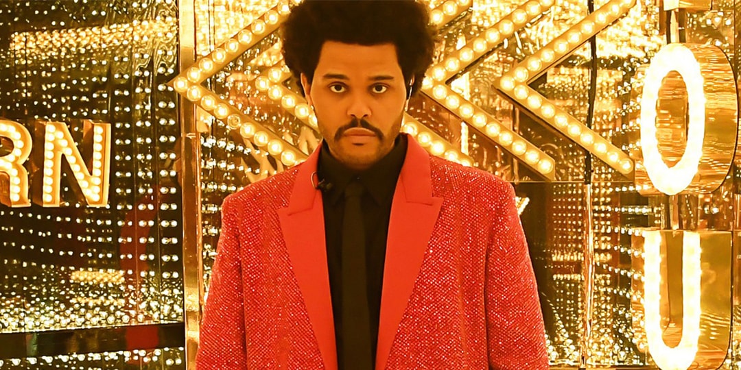 Люби меня 1 час песня. Weeknd 2020 Blinding Lights. The Weeknd 2023. Weeknd "after hours". After hours era.