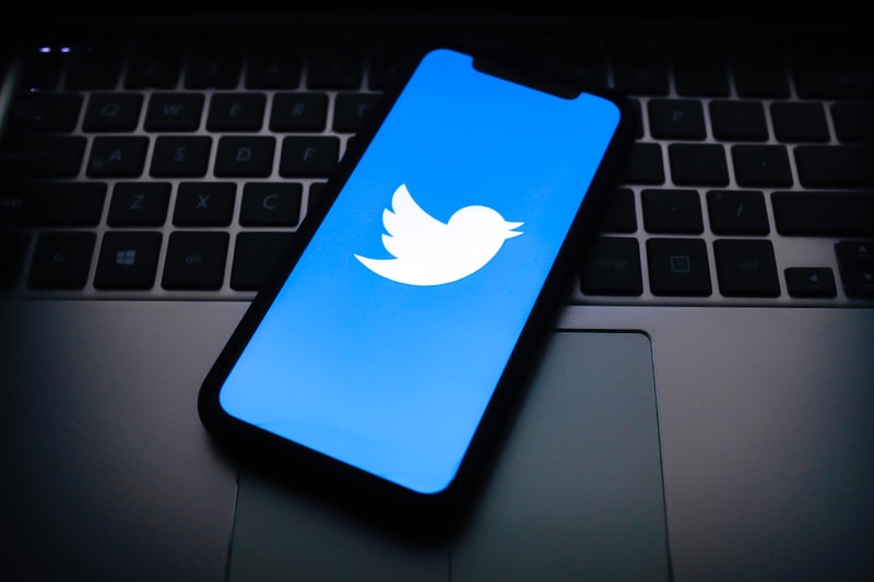 Twitter Appears To Be Working on a $2.99 USD Subscription Service Called 'Twitter Blue' undo send feature