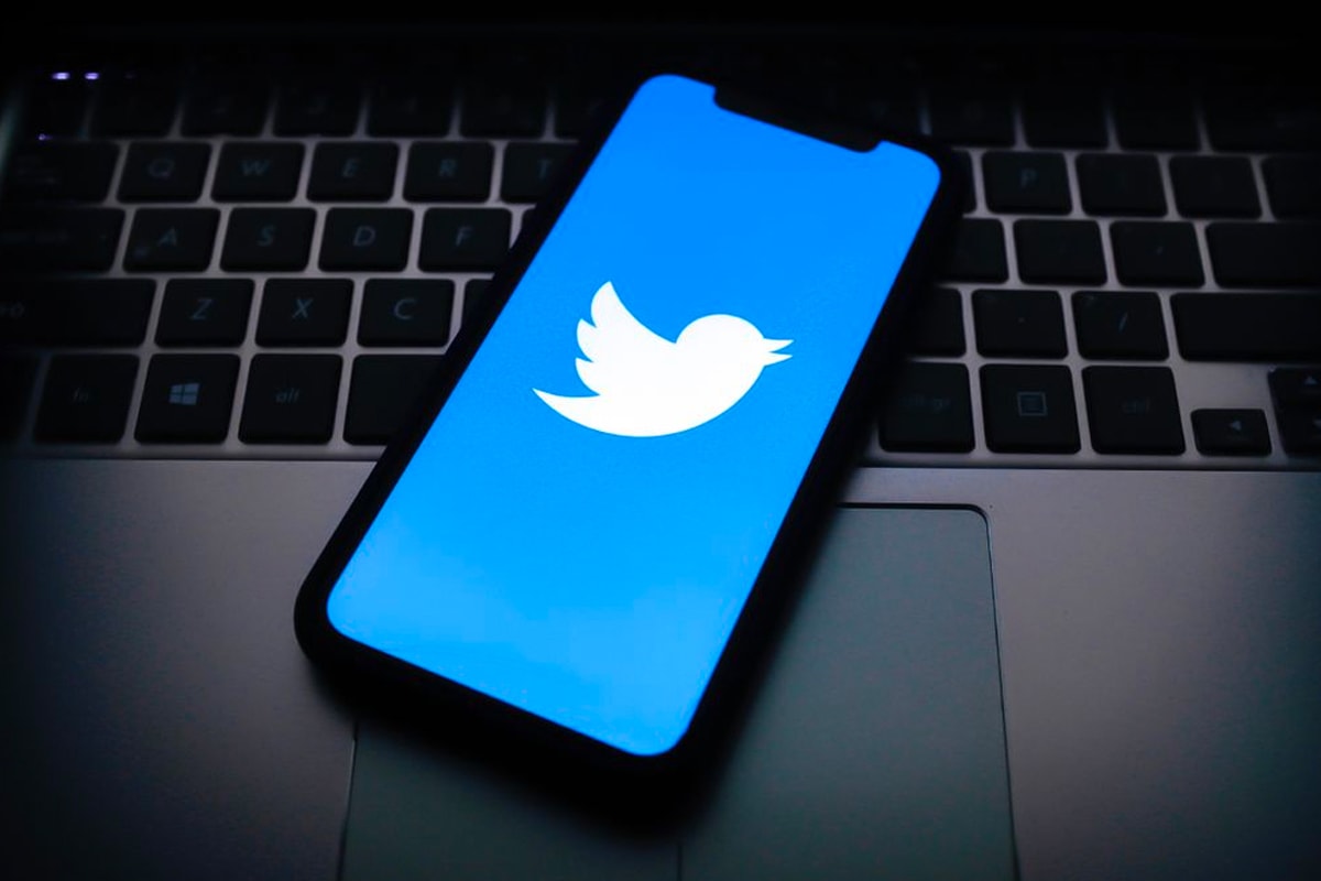 Twitter Is Putting a Pause to Its Public Verification Again app messaging blue checkmarks verifying accounts official accounts jack dorsey