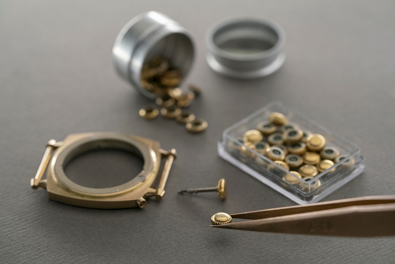 Vacheron Constantin Tests its Watchmakers With Centenary Challenge to Recreate American 1921