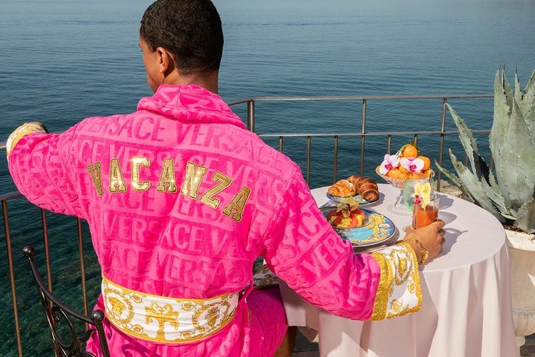 Versace’s “La Vacanza” Is a Lesson in Seaside Luxury