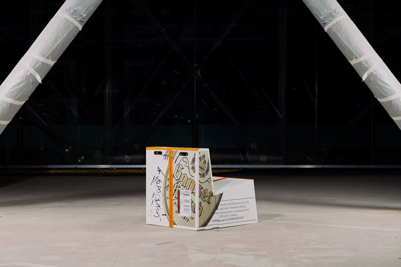 Virgil Abloh Alaska Alaska Canary Yellow Sculptural Cardboard Chair Design TAWANDA CHIWESHE Grandolada Dark Is Lovely Sacrifice of Isaac RHEINISCHER FROHSINN