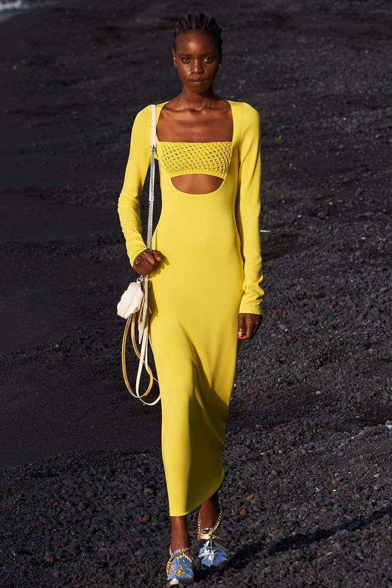 1017 ALYX 9SM Spring Summer 2022 BEYOND Collection Runway Photo Matthew M. Williams