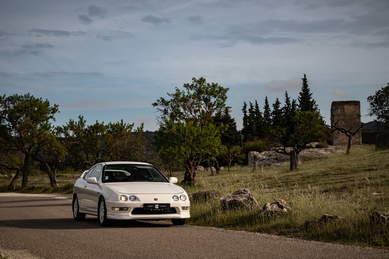 Honda Integra Type R For Sale Asphalt Classic South of France Rare JDM "Championship White" VTEC 1998 