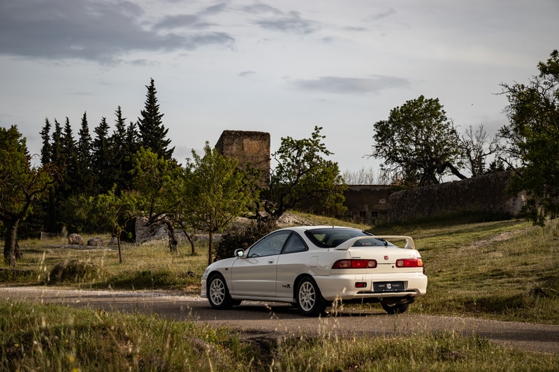 Honda Integra Type R For Sale Asphalt Classic South of France Rare JDM "Championship White" VTEC 1998 