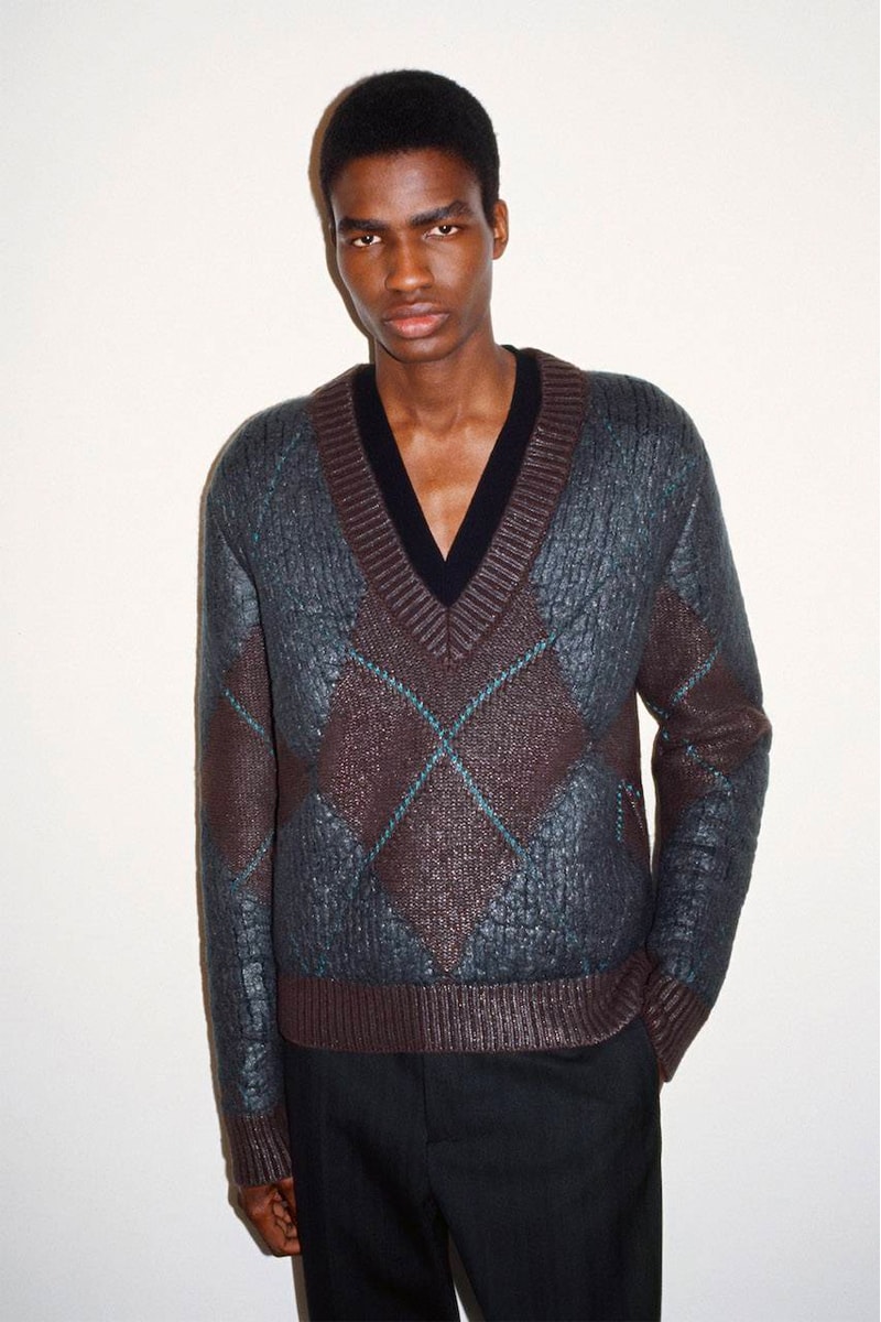 Bottega Veneta Wardrobe 02 Collection Brings Tailoring to New Heights Lookbook Fall Winter 2021 luxury fashion fw21 kering french luxury conglomerate group artemis
