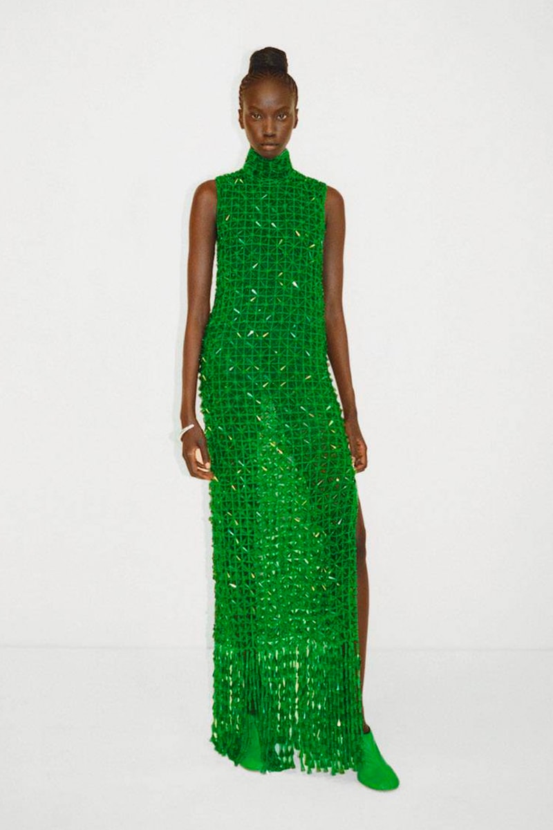 Bottega Veneta Wardrobe 02 Collection Brings Tailoring to New Heights Lookbook Fall Winter 2021 luxury fashion fw21 kering french luxury conglomerate group artemis