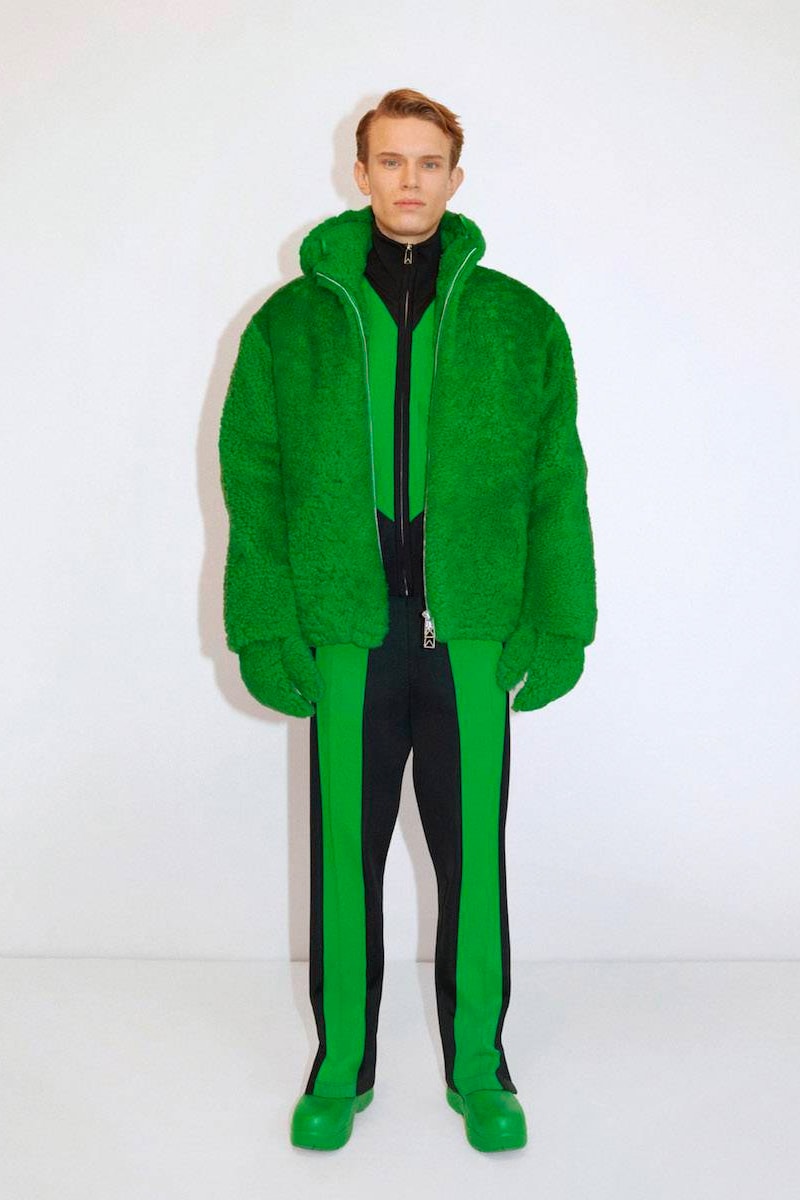 Bottega Veneta Wardrobe 02 Collection Brings Tailoring to New Heights Lookbook Fall Winter 2021 luxury fashion fw21 kering french luxury conglomerate group artemis