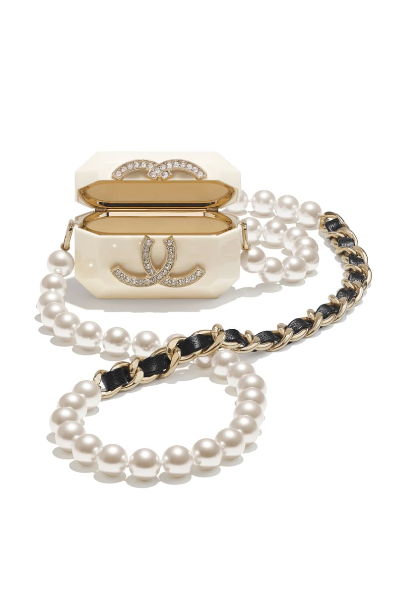 Chanel pearl crystal Airpods Case Necklace AB6678 B06190 ND333 diamante accessories pearls leather handbags luxury necklace
