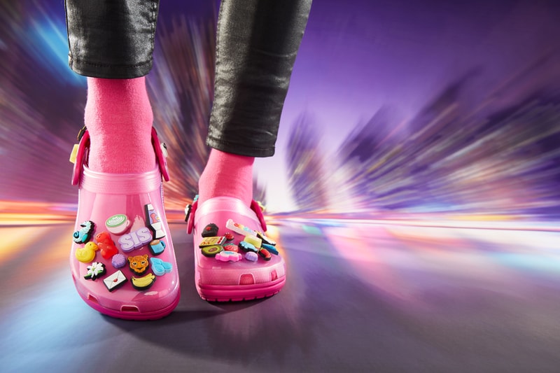 Crocs Classic Translucent Clog Digital Aqua Candy Pink White Jibbitz Charms Gummy Rainbow Pineapple Peach Daisy Strawberry See Through Clear Socks Sandals Closer Look Release Information Drop Date Japan
